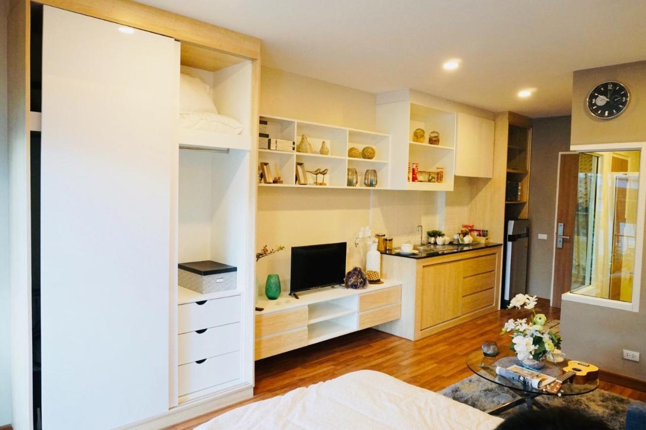 Siri Hotel Chiang Mai Exteriör bild